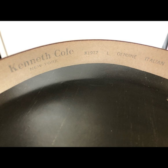 KENNETH COLE.... Italian leather belt - Picture 4 of 8